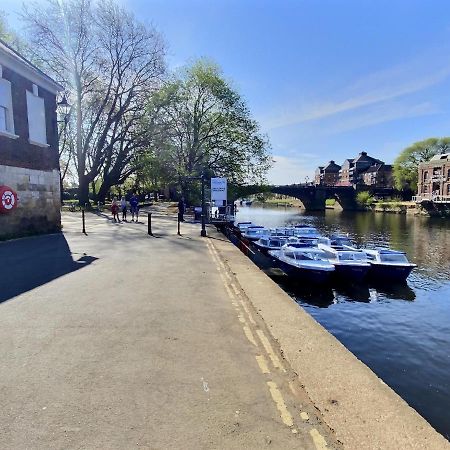 The Davey Tower, Medieval Riverside House يورك المظهر الخارجي الصورة
